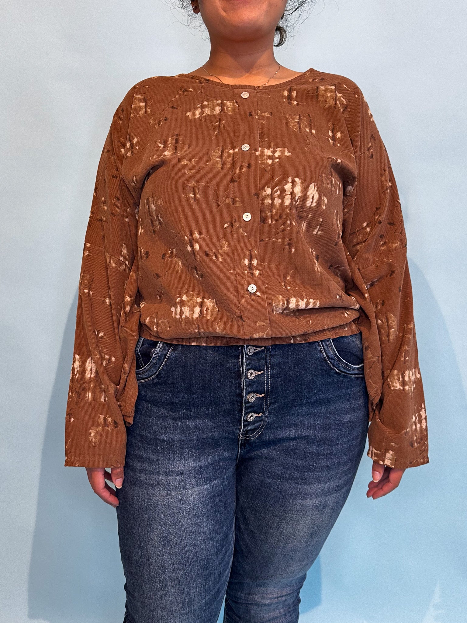 Blusa de cordón de amor de otoño, camello