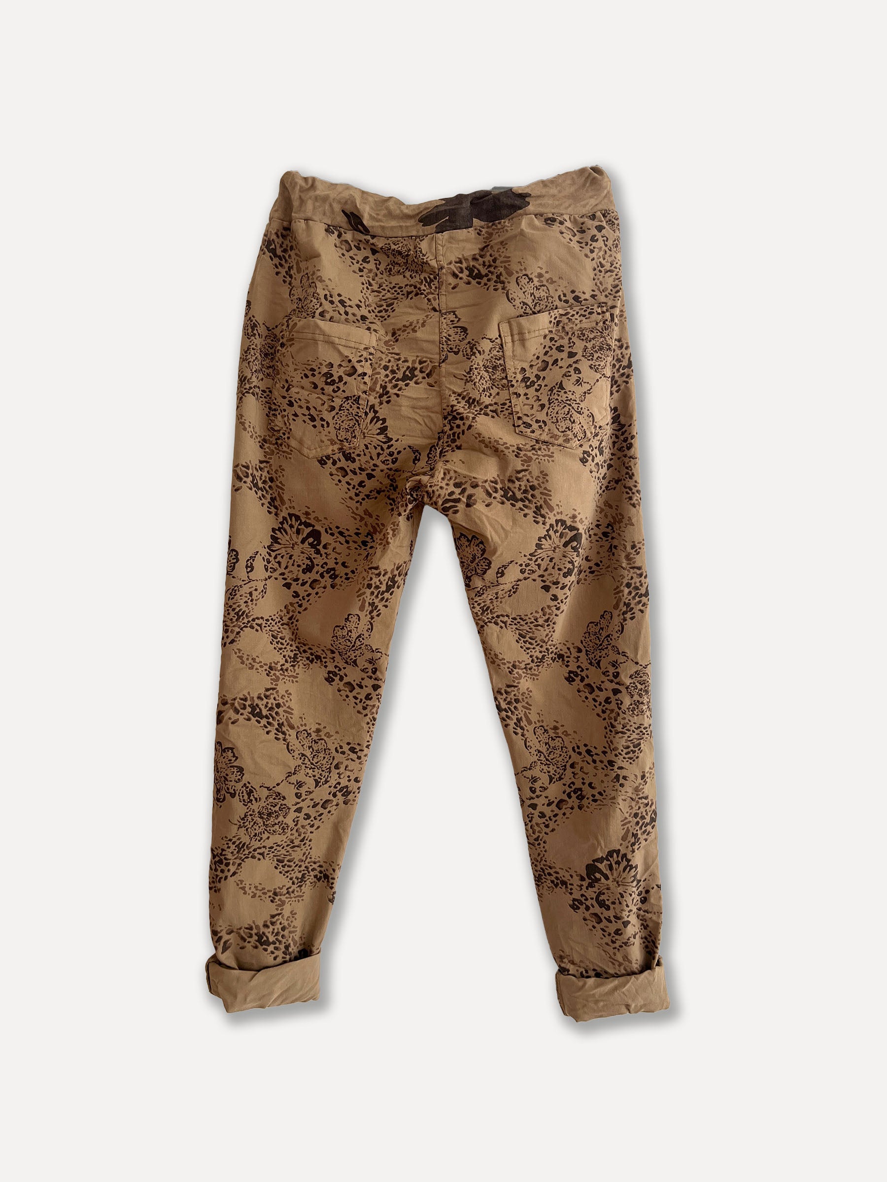Pantalones de la jungla de caja, tabaco